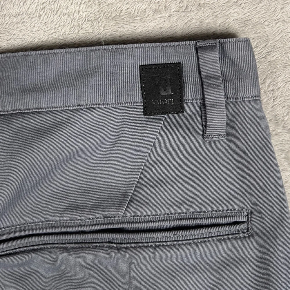 Vuori Collins Chino Pants Men's 30x31 Gray 5-Pocket Stretch Twill‎ Cotton V433